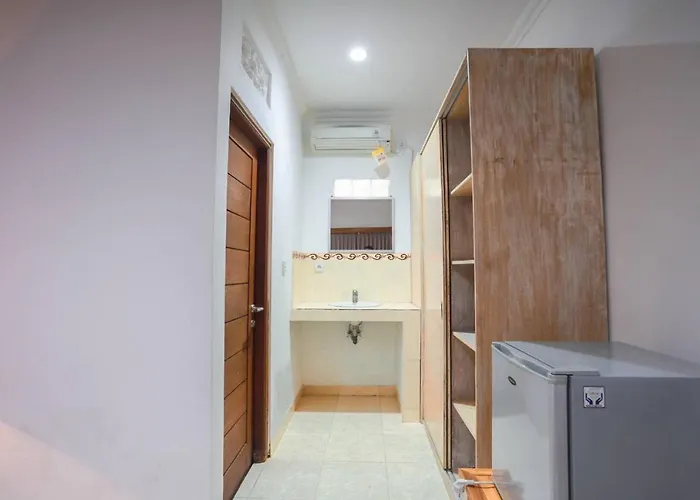 Adi Guest house